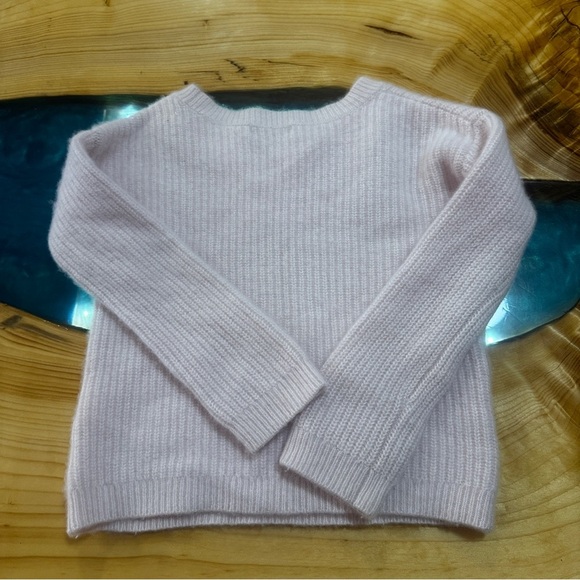 Quince Cashmere Crew Neck Sweater - Soft Pink - Picture 5 of 5